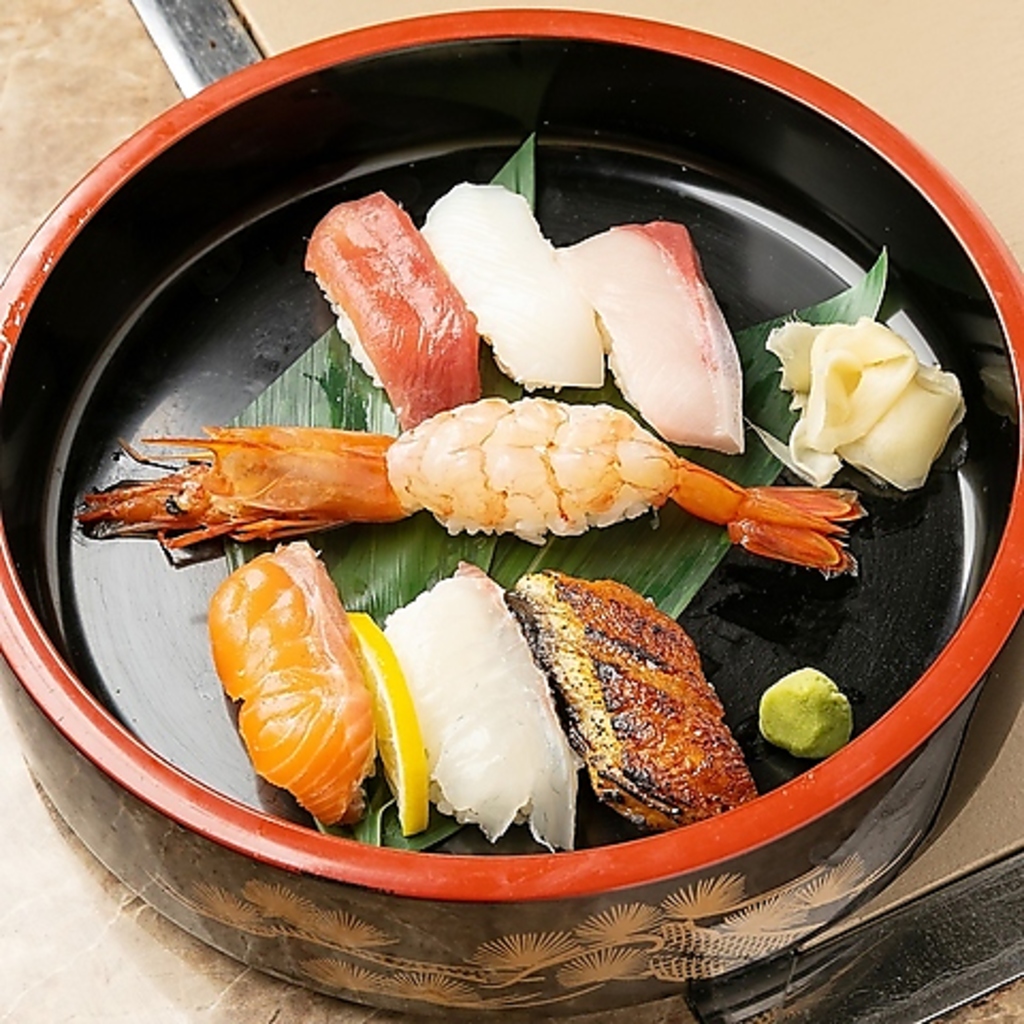 新鮮なお魚を使用した『握り7貫盛り』