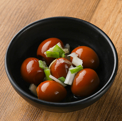 ウズラの黒たまり漬け