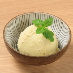 バニラビーンズたっぷりバニラアイス
