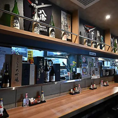 大人数でもプライベート確保できる16名様でのまとまったお集まりに最適なテーブル個室。周囲を気にせず、仲間内だけで賑やかなひとときをお過ごしいただけます。