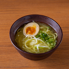 〆の小鉢鶏スープ拉麺