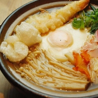 『十種具材鍋焼きうどん』