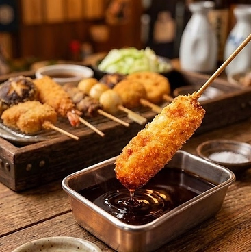 鶏皮串と餃子　うまいもん　ハイボール99円　生ビール299円のおすすめ料理1