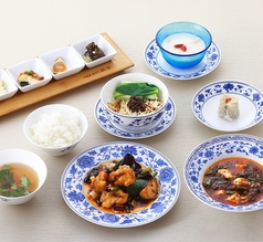 中國菜 老四川 飄香 小院 六本木ヒルズ店のおすすめランチ1