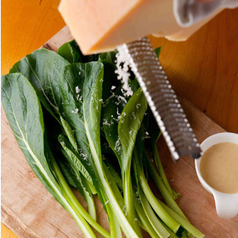 平野さん家の朝採れ小松菜さらだ