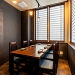 【個室のお写真挿入】プライベート空間でごゆっくりお寛ぎ頂けます