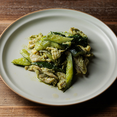 鶏ささみときゅうりのジェノヴェーゼ和え