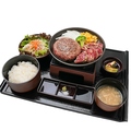 料理メニュー写真&nbsp;とろけるハンバーグとステーキコンボ御膳