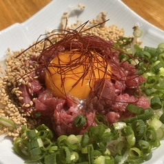 馬肉ユッケ