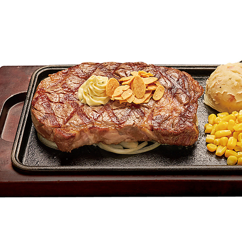 リブロースやヒレはもちろんポークも！ステーキの種類が豊富です