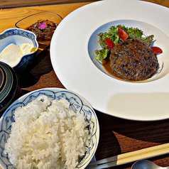 鮨 和モダン BREW つなぐのコース写真