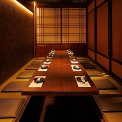 《中人数様向け完全個室》【6名様から10名様】プライベートな空間でお寛ぎいただけます。