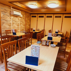 宴会は最大48席まで対応。レイアウトの相談もOKで、貸切利用や団体宴会にも幅広く対応可能です。