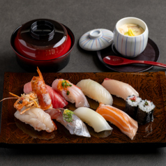 回転寿し 仁のおすすめランチ3