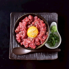 ジンギスカンユッケ丼