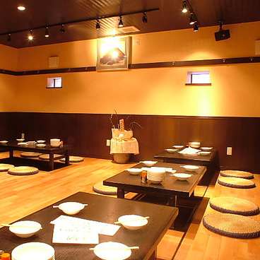 暴飲暴食 鶴橋酒場の雰囲気1