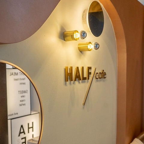HALF cafeの写真
