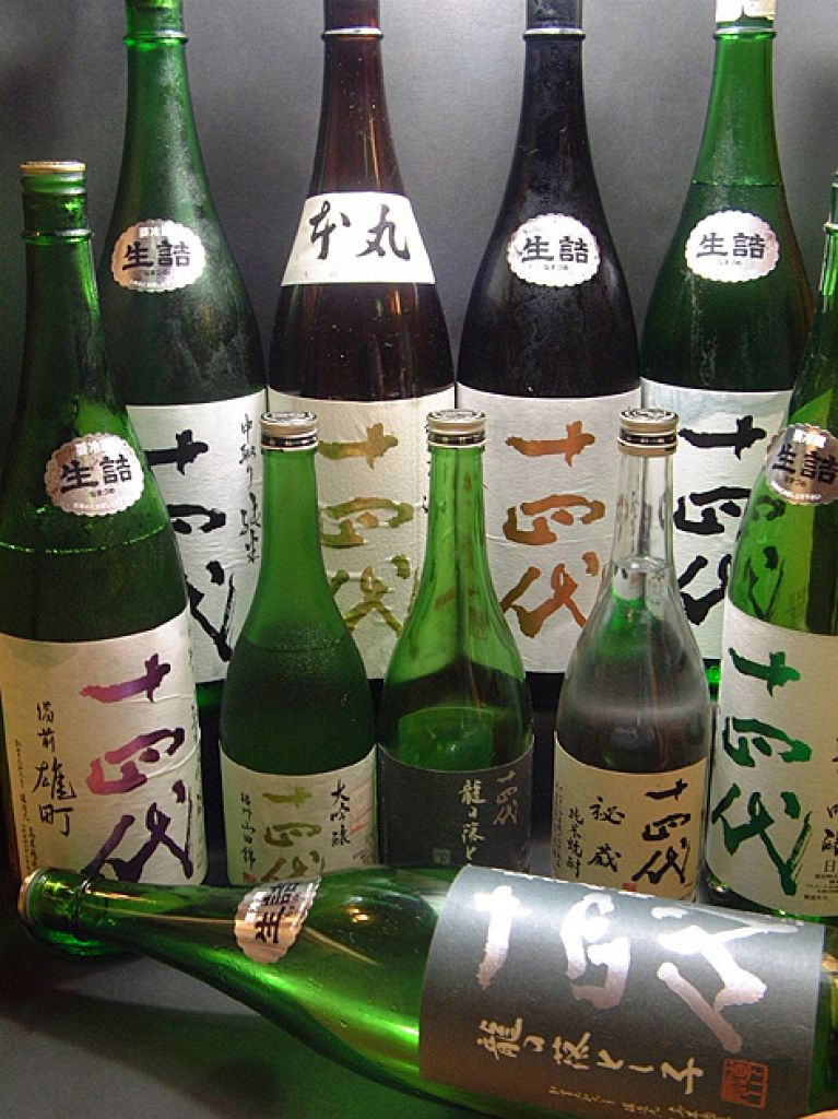 日本で最も入手困難な日本酒・十四代が常時8銘柄揃う（980円～）
