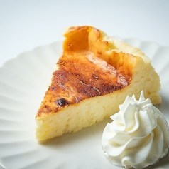 自家製ベイクドチーズケーキ