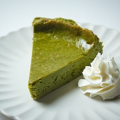 抹茶のベイクドチーズケーキ