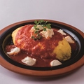 料理メニュー写真&nbsp;ベーコンとモツァレラチーズのトマトソースオムライス