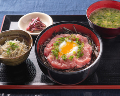 ネギトロ温玉丼