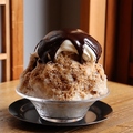 料理メニュー写真&nbsp;カフェモカのかき氷 ― クッキークランチとグラサージュ ―