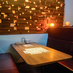 大型宴会にも対応！広々設計のソファ席