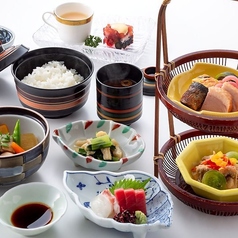 月替わり花弁当