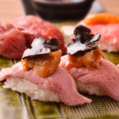 横浜 肉寿司の特集写真