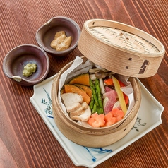 季節野菜の蒸籠蒸し