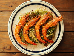 天使の海老のガーリックシュリンプ　エスニックサラダ添え(Angel Prawns Galic Shrimp with ethnic salad)