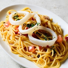 スルメイカと季節野菜のパスタ