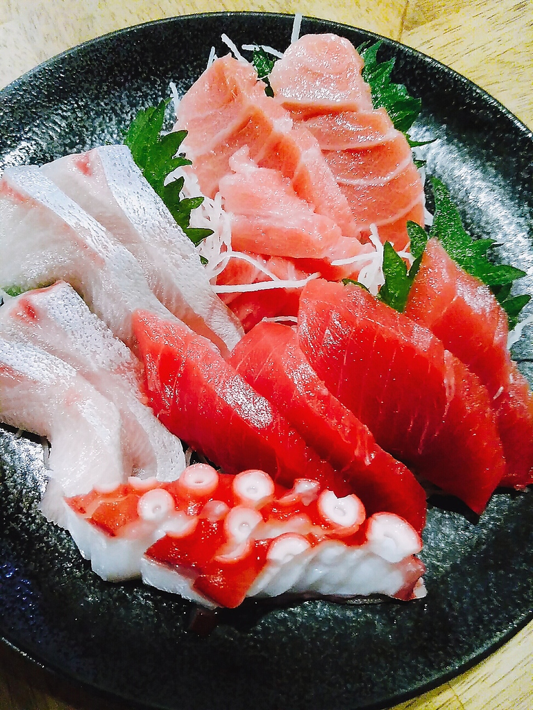 お刺身盛り合わせ　1人前から