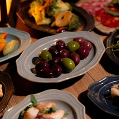 オリーブ盛り合わせ