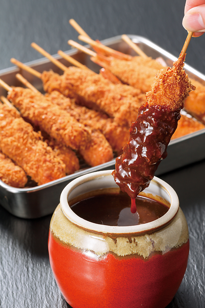 名古屋発祥の味噌カツも大人気の１品です！やめられません♪止まりません♪