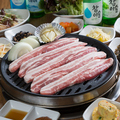 料理メニュー写真 サムギョプサル／豚味付けカルビ
