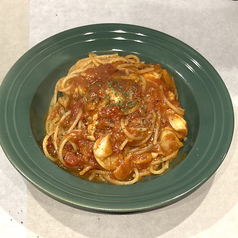 トマトとニンニクのパスタ