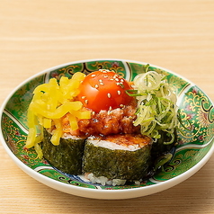 トロたくユッケ巻き