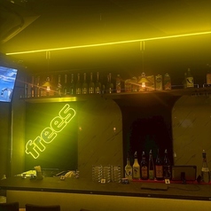 frees フリース 神戸三宮店の特集写真