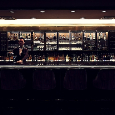 パレスホテル大宮 バー ロイヤル オークの雰囲気1