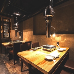 焼肉 にくわらい 人宿町店の雰囲気3