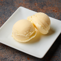 バニラアイス（2個）