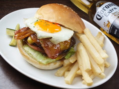 テリヤキエッグバーガー　TERIYAKI EGG BURGER