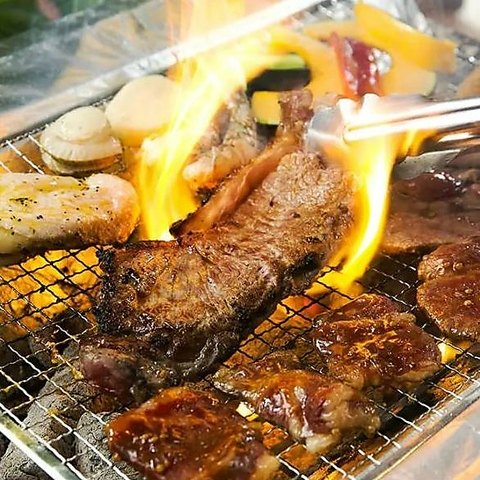 BBQ DAYS �Óc���r�[�g