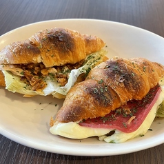 クロワッサンサンド