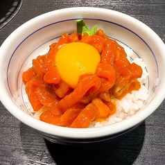 ［ご飯類］　サーモンユッケ丼