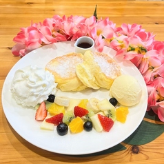 スフレパンケーキ季節のフルーツ（2枚）