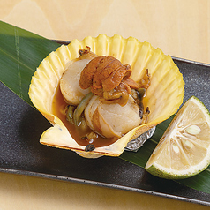 ヒオウギ貝のバター香る雲丹のせ焼き