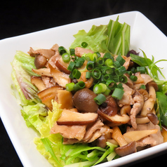 きのこと豚肉のホットサラダ